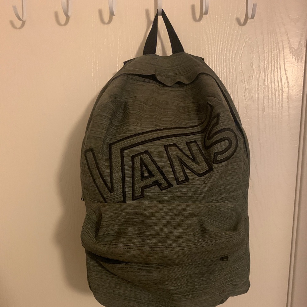 Vans “Off The Wall” Grey Back Pack